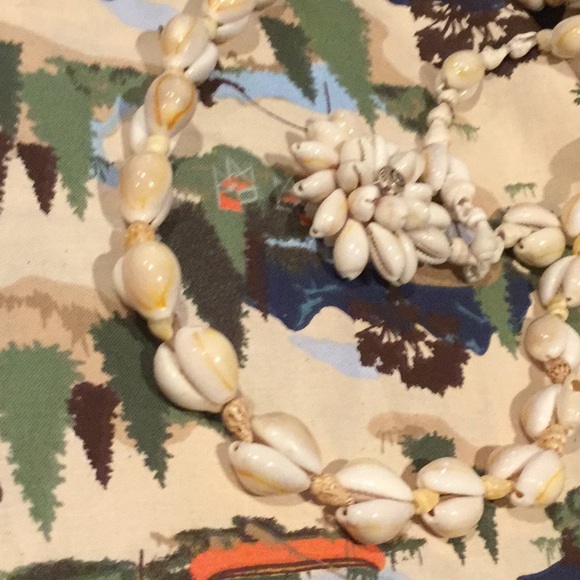 Vintage antique shell necklaces by the sea ocean water boho cowgirl Coachella - Picture 6 of 6